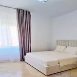 Wow Appartment, Sea And Mountain View, 150m Sea Διαμέρισμα *