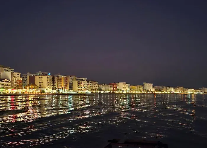 Wow Appartment, Sea And Mountain View, 150m Sea شقة دراس