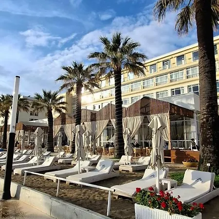 Wow Appartment, Sea And Mountain View, 150m Sea Appartamento Durrës