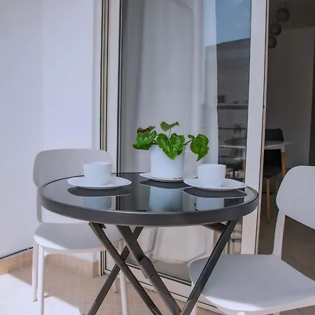Wow Appartment, Sea And Mountain View, 150m Sea * Durrës