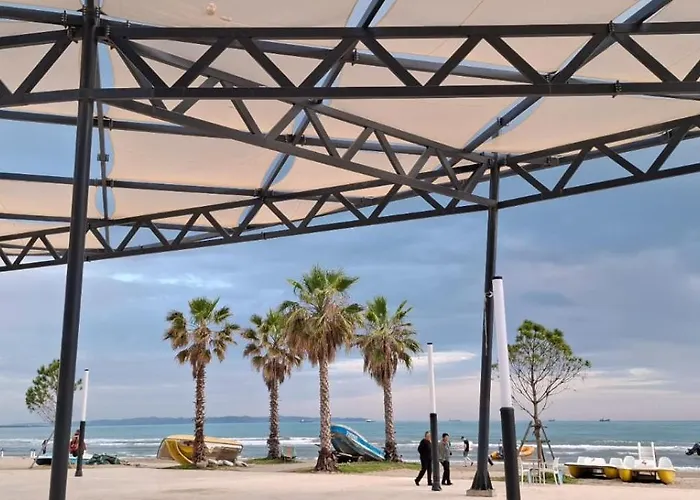 Wow Appartment, Sea And Mountain View, 150m Sea * Durrës